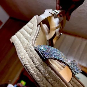 Cute Holograpic Sandel